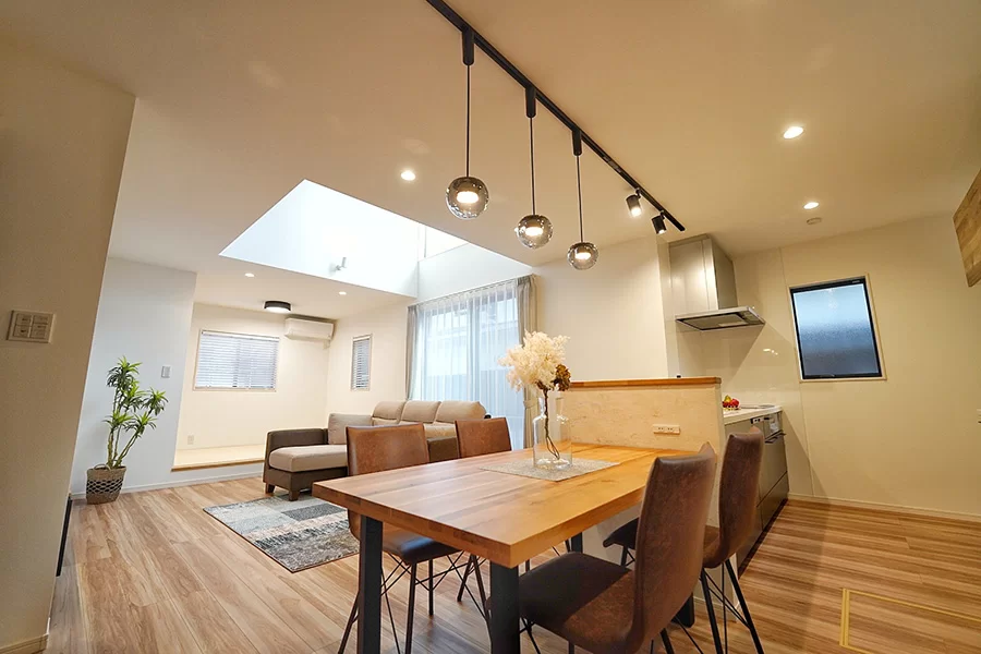 吹き抜けのある家の施工写真1